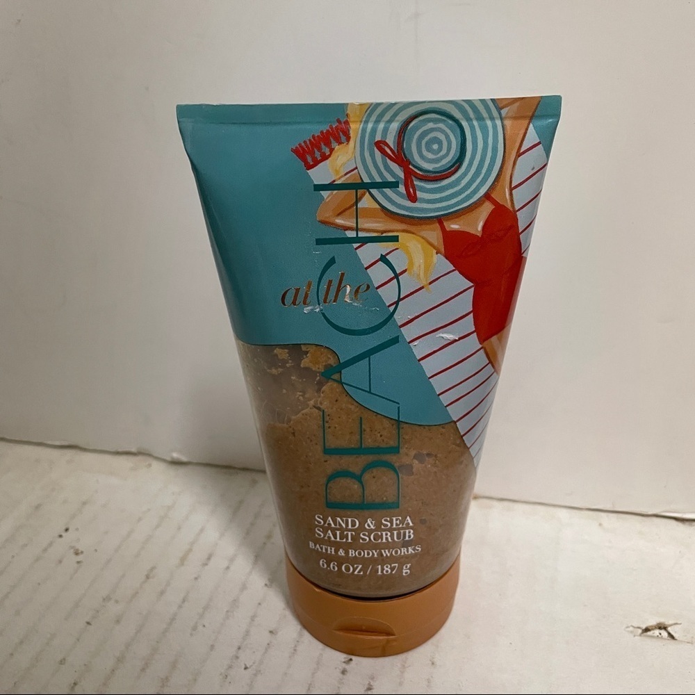 Bath Body Works Beach Sand Sea Salt Scrub HTF